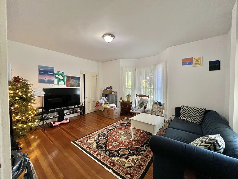18 Richardson St #16 — Photo 5