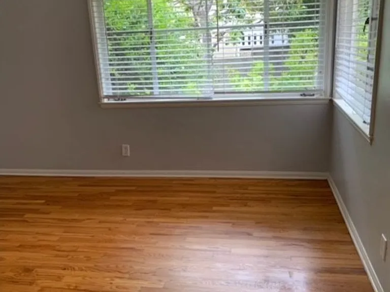 1721 Chapala St — Photo 24