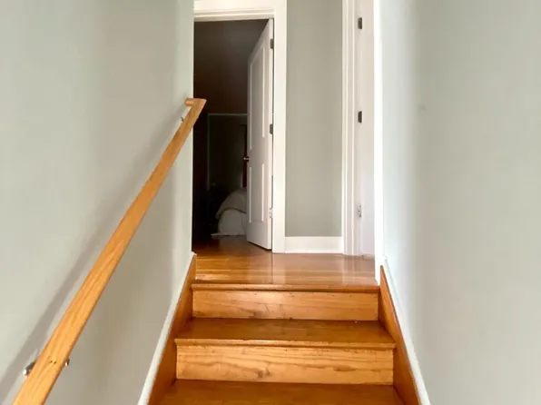 925 Veto St NW, Grand Rapids, MI 49504