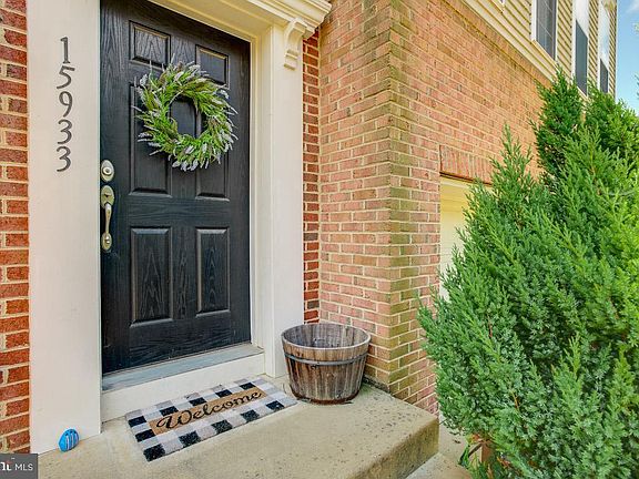4th image of 15933 Greymill Manor Dr
