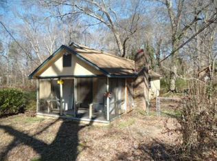 729 Needham Dr, Scottdale, GA 30079
