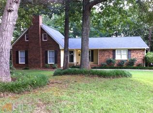 1107 Pine Valley Ln, Jonesboro, GA 30236