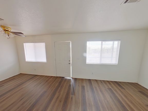 2nd image of 3719 Royal Crest St APT 203