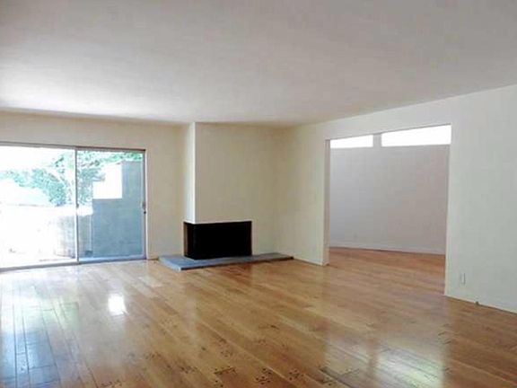 2nd image of 4770 Viviana Dr