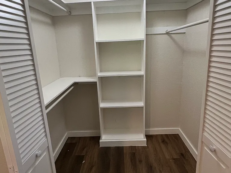 14784 FM 121 — Photo 14