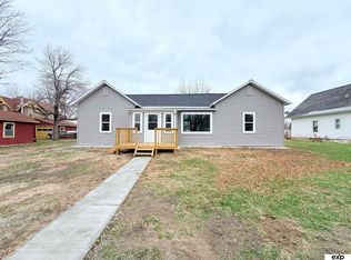 706 E Everett St, Oneill, NE 68763