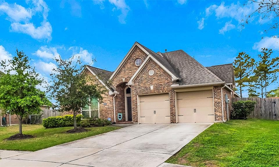1st image of 2822 Leafwood Ln