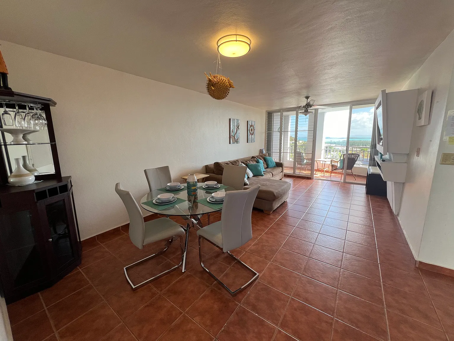 3 bed, 1200 sqft, $1,500 — Photo 4