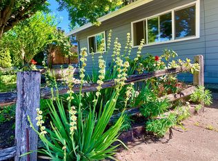 2407 NE 7th St, Renton, WA 98056