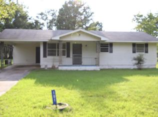101 N Middleton St, Nicholls, GA 31554