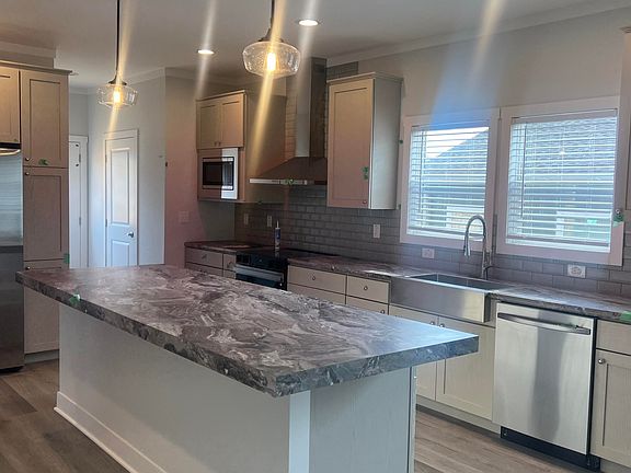 4th image of 3754 Crimson Clover Ln