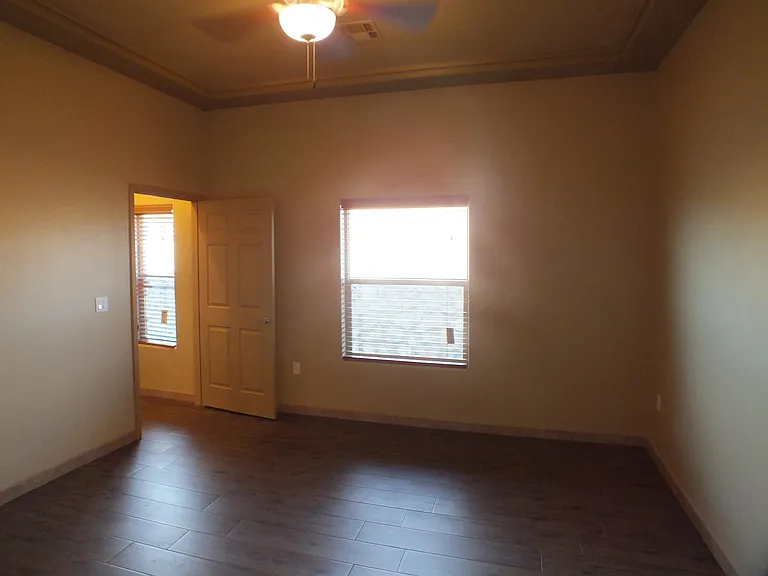 4362 Malaga St — Photo 9