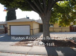 216 Cordova Ln, Stockton, CA 95207