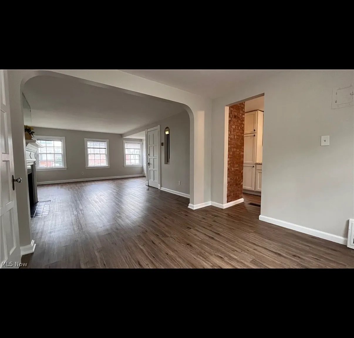 2 bed, 1100 sqft, $1,200 — Photo 1