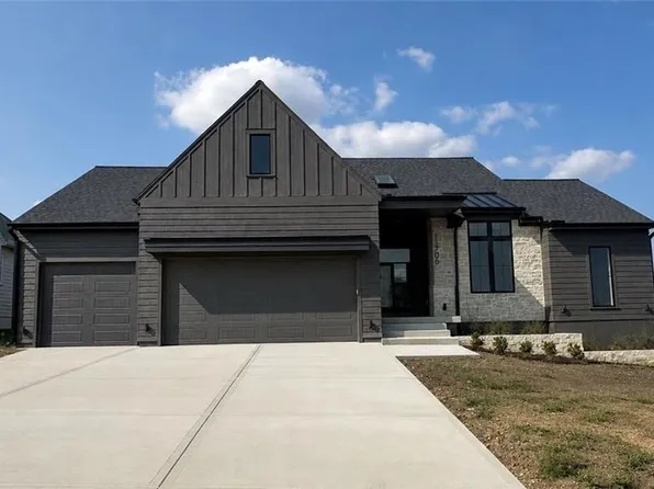 11706 W 181st Ter, Overland Park, KS 66221