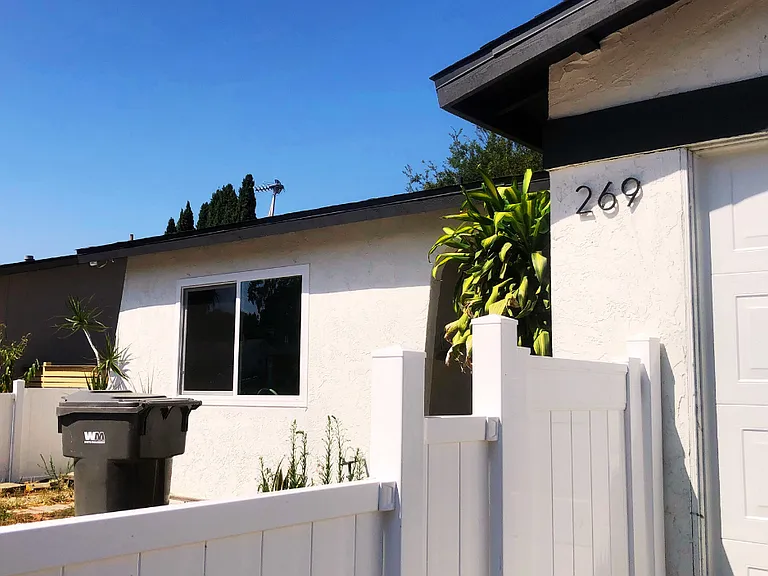 Privacy fence front and back yard. Pets welcome!
