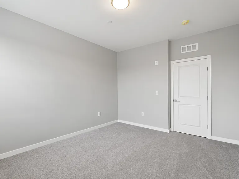 4649 Umbria St — Photo 17