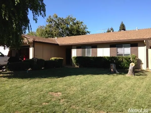5701 Valley Hi Dr, Sacramento, CA 95823