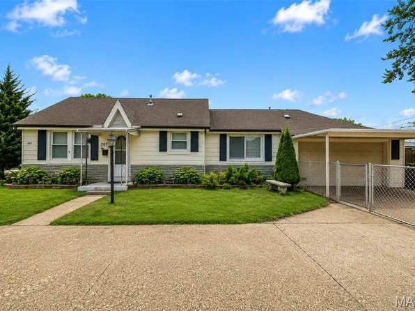 207 Marilyn Estates Dr, Saint Louis, MO 63123