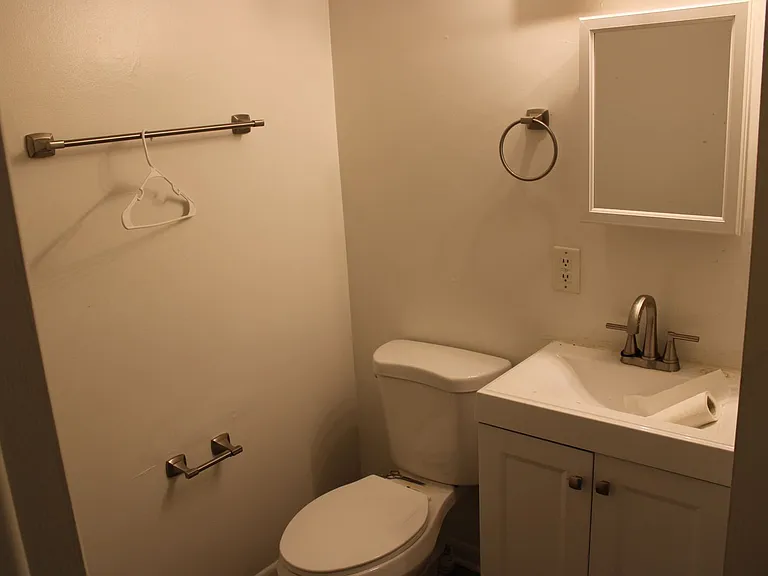 1099 Irishtown Rd #C — Photo 8