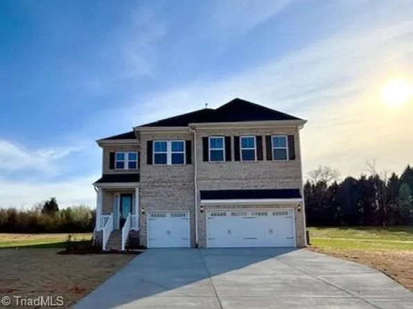 8603 Lemur Ln, Summerfield, NC 27358