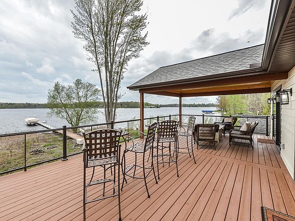 4th image of 5840 Edgelake Dr