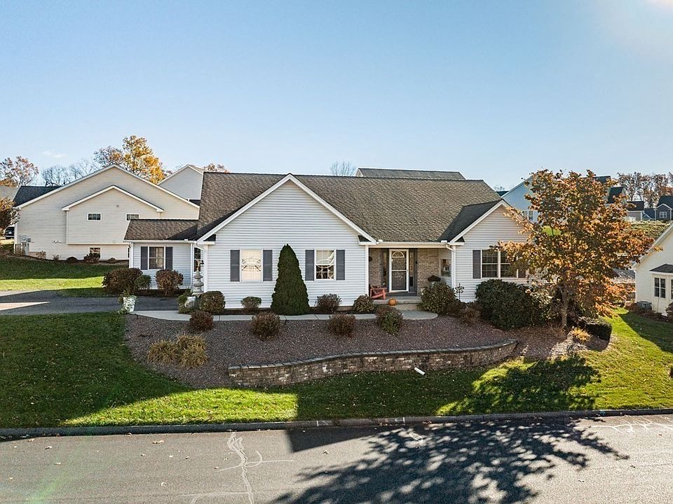 1st image of 2 Watch Hill Dr #2
