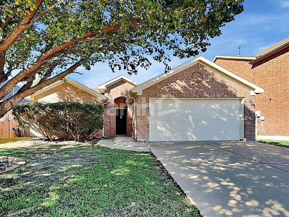 1st image of 9224 Friendswood Dr