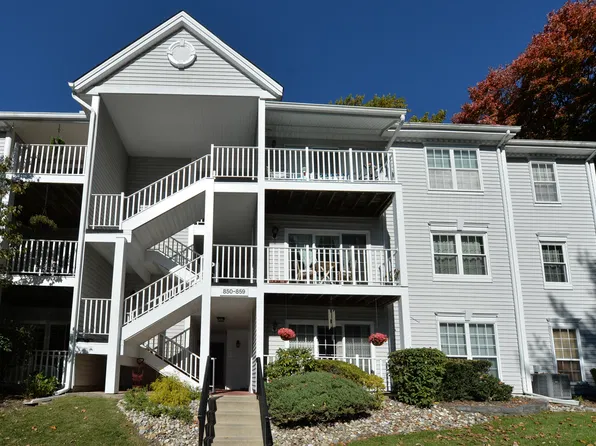 858 Juniper Way, Mahwah, NJ 07430