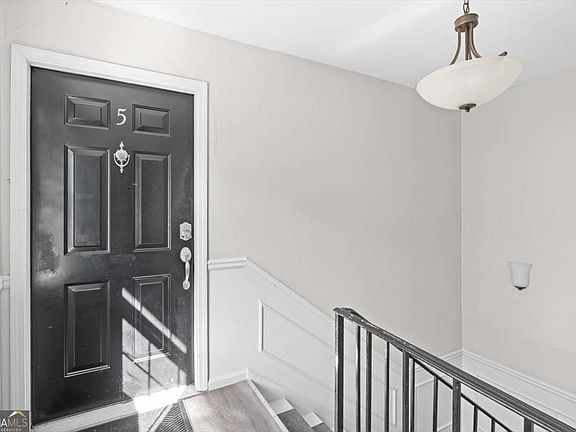 4th image of 1101 Collier Rd NW APT T5