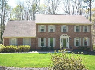 1457 Red Fox Run SW, Lilburn, GA 30047