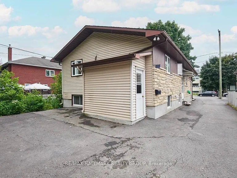 79 Jolliet Ave #B — Photo 5
