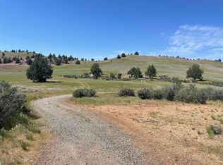 Ager Beswick Rd, Montague, CA 96064