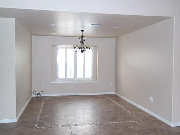 5th image of 7437 Brays Landing Dr