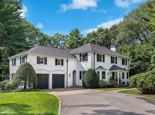 26 Edmunds Rd, Wellesley, MA 02481