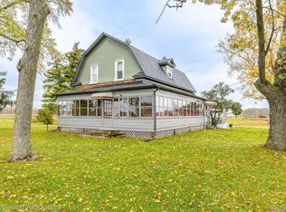 5070 Walker Rd, Clyde, MI 48049