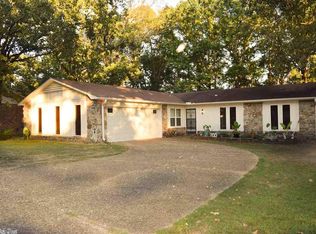 5 Houston Dr, Sherwood, AR 72120