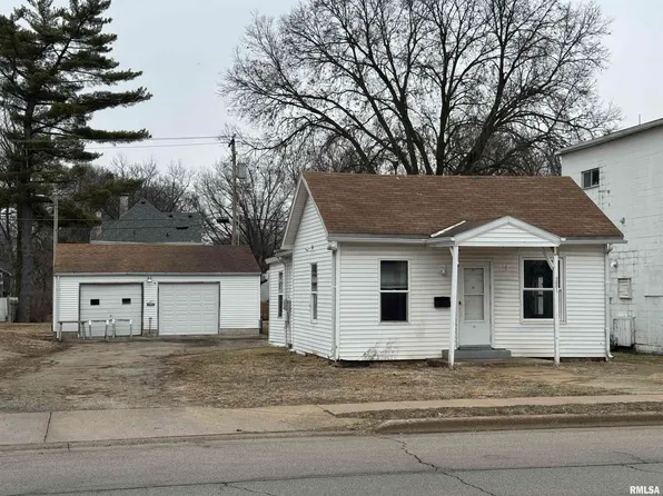 221 S Schrader Ave, Havana, IL 62644