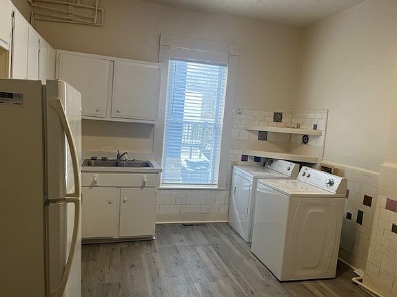 2nd image of 657 N Broadway #1