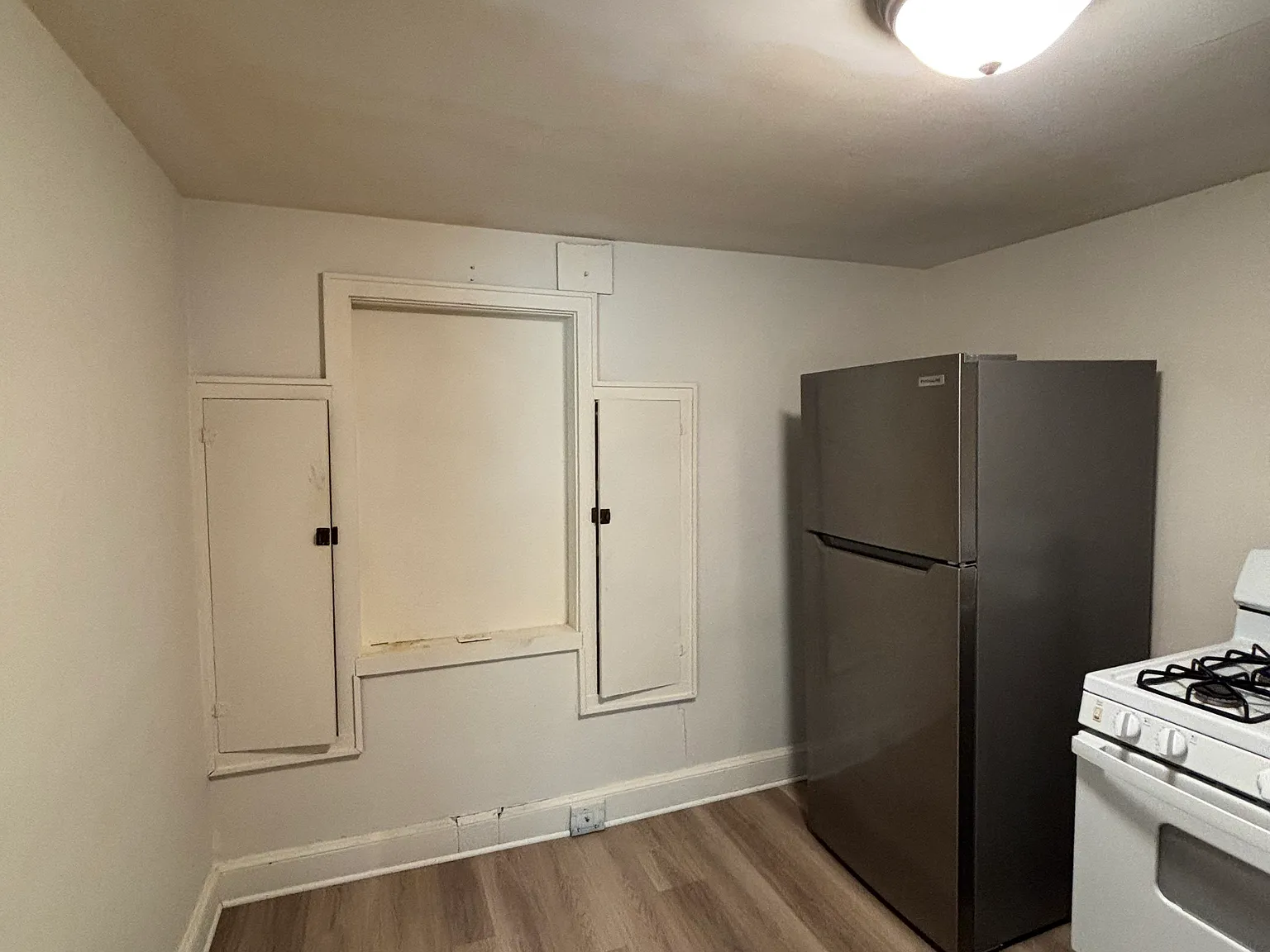 1 bed, 1.0 bath, $850 — Photo 3