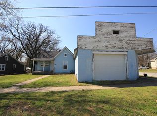 2243 N Kellett Avenue, Springfield, MO 65803