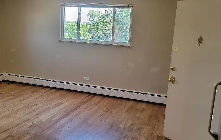 1680 Akron St #104 — Photo 5