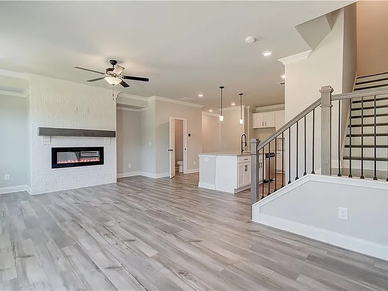4745 Cypress Park Dr — Photo 3
