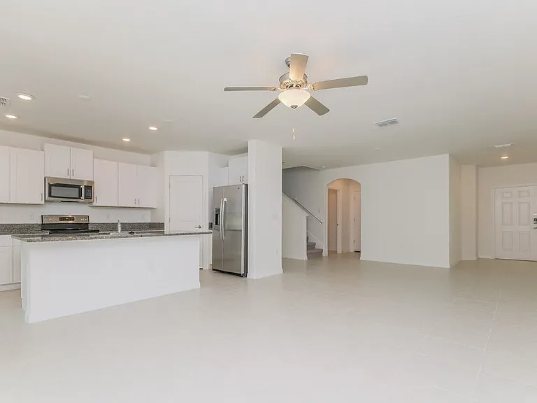 7337 Spring Snowflake Ave — Photo 4