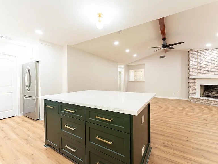 6119 S Braeswood Blvd — Photo 18