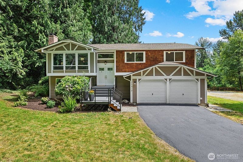 2nd image of 23410 NE Old Woodinville-Duvall Rd