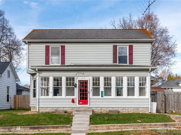 208 W Decatur St, Eaton, OH 45320