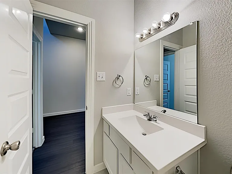 1552 Seminole Dr — Photo 22