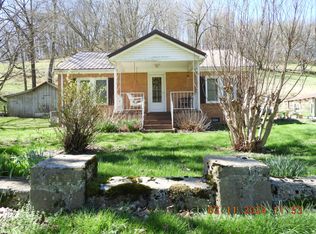 2039 Blackburn Hollow Rd, Cornersville, TN 37047