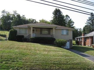 110 Broadlawn Dr, Elizabeth, PA 15037